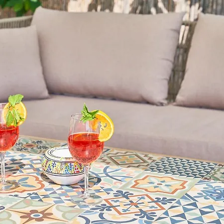 Alojamento de Acomodação e Pequeno-almoço La Gitana 3*