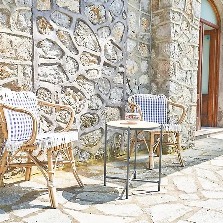 Oda ve Kahvaltı La Gitana 3*